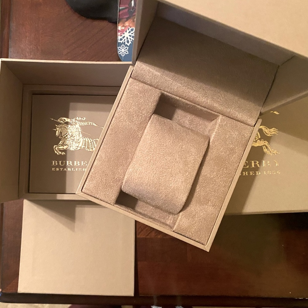 Burberry original leather watch box case